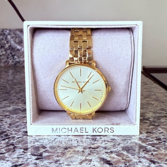 NWT Michael Kors Gold-Tone Bracelet Watch main image 6